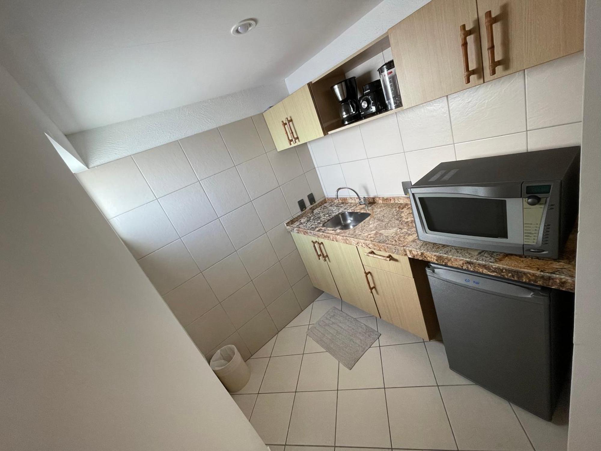 Hotel Plaza 604-ponta Negra 4*